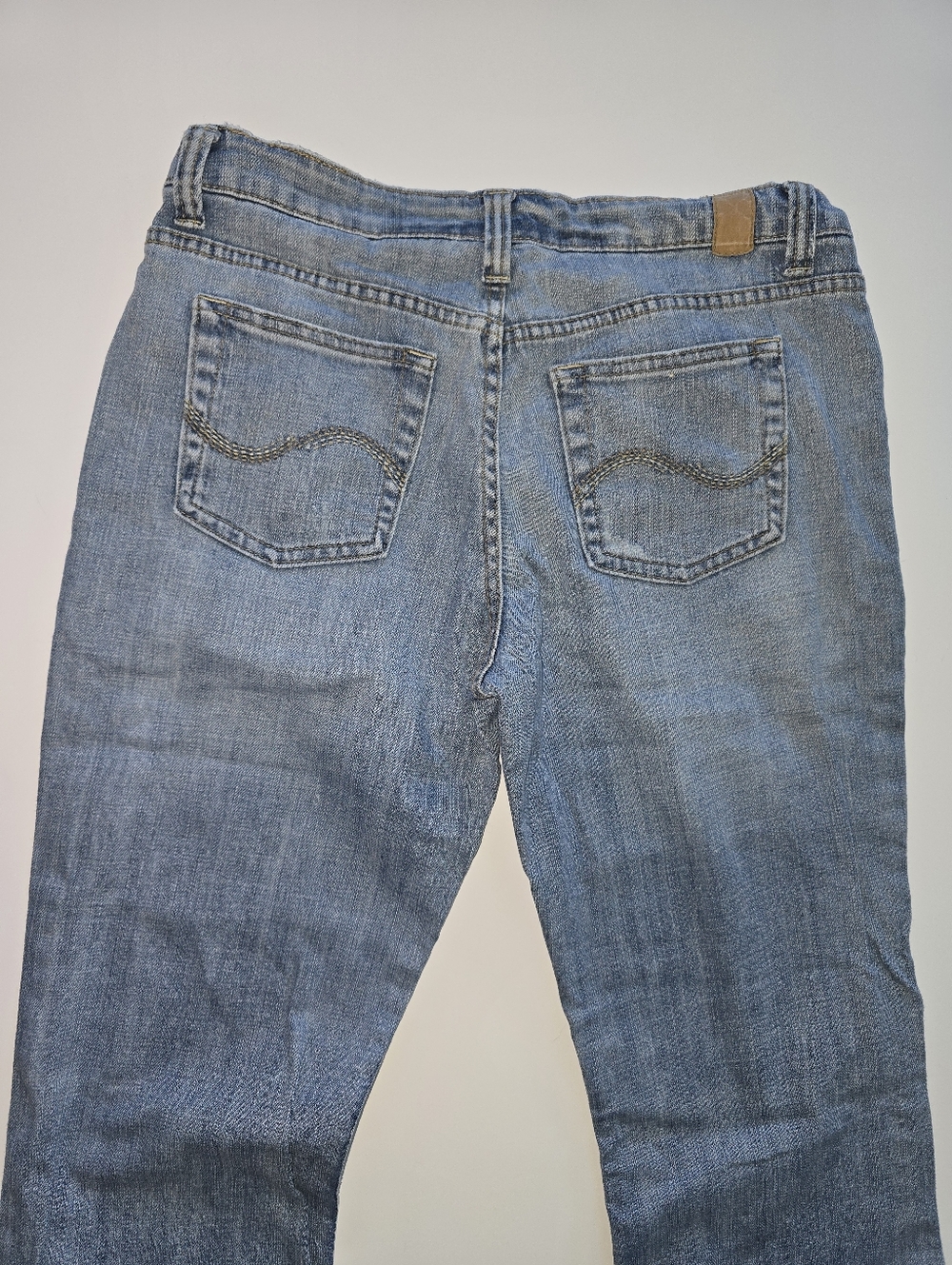 Maurice's Taylor Boot Cut Light Wash Jeans Size 7/8 Regular - Picture 7 of 8